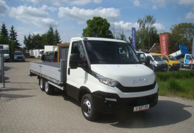 Iveco DAILY 40 C 17 3.0TDI CLIXSTAR PRAWOJAZDY E DO B 3400KGŁADOWNOŚCI - Automašīna ar kravas platformu: foto 4 Iveco DAILY 40 C 17 3.0TDI CLIXSTAR PRAWOJAZDY E DO B 3400KGŁADOWNOŚCI - Automašīna ar kravas platformu: foto 4