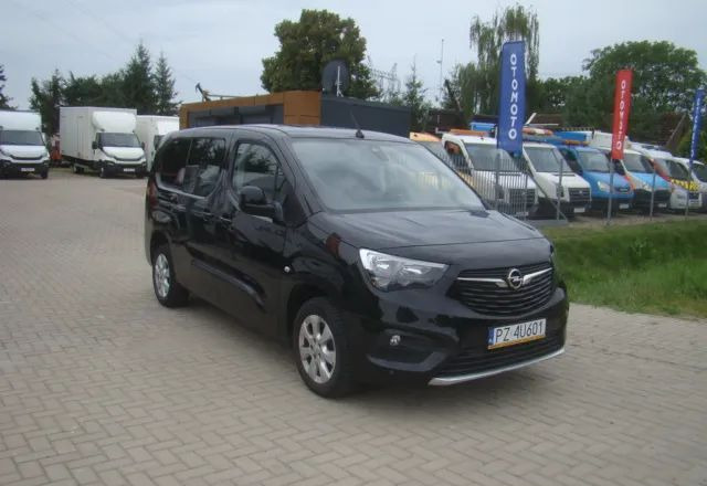 Opel COMBO 1.5D MAXI FUL OPCJA WYPOSAŻENIA - Mazs furgons: foto 4 Opel COMBO 1.5D MAXI FUL OPCJA WYPOSAŻENIA - Mazs furgons: foto 4