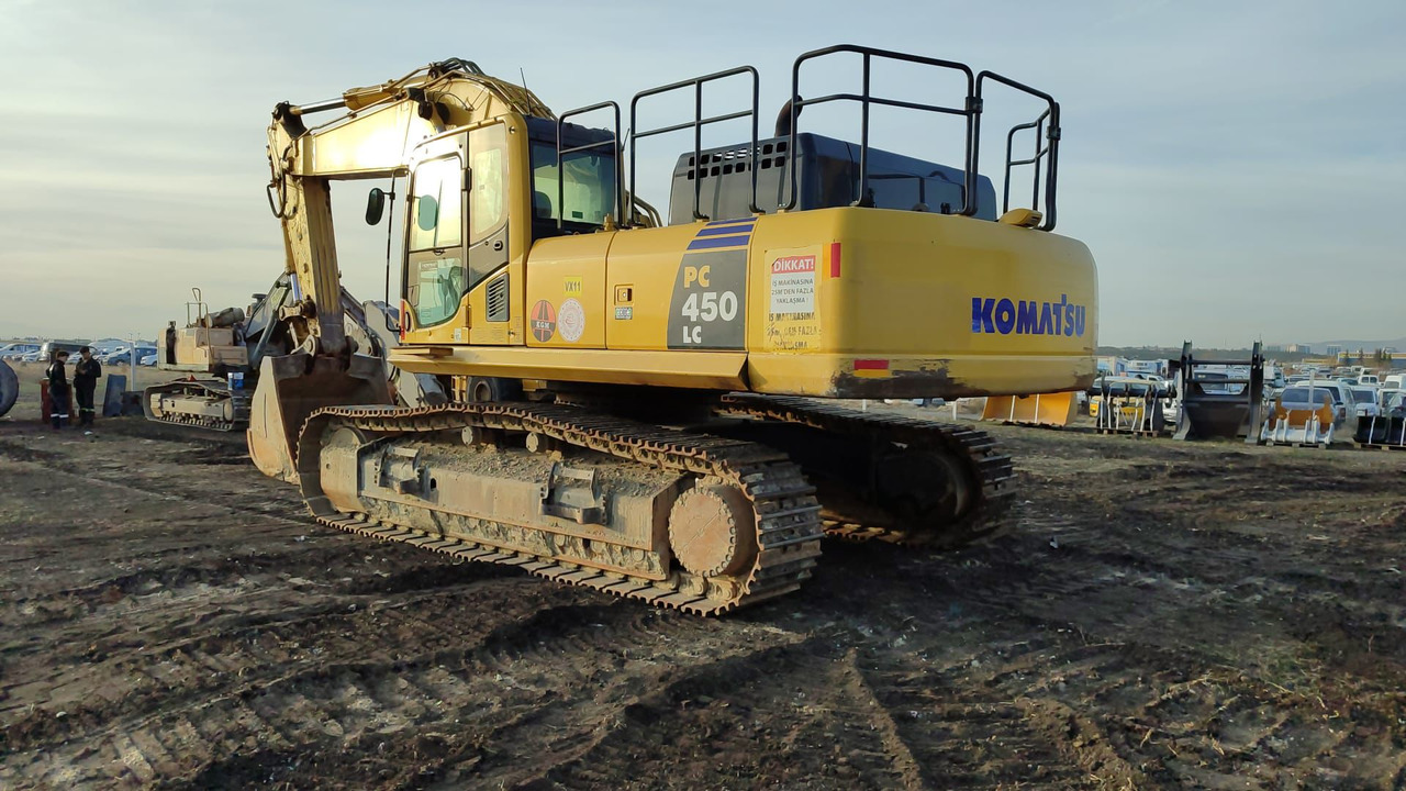 KOMATSU PC450 - Kāpurķēžu ekskavators: foto 1 KOMATSU PC450 - Kāpurķēžu ekskavators: foto 1