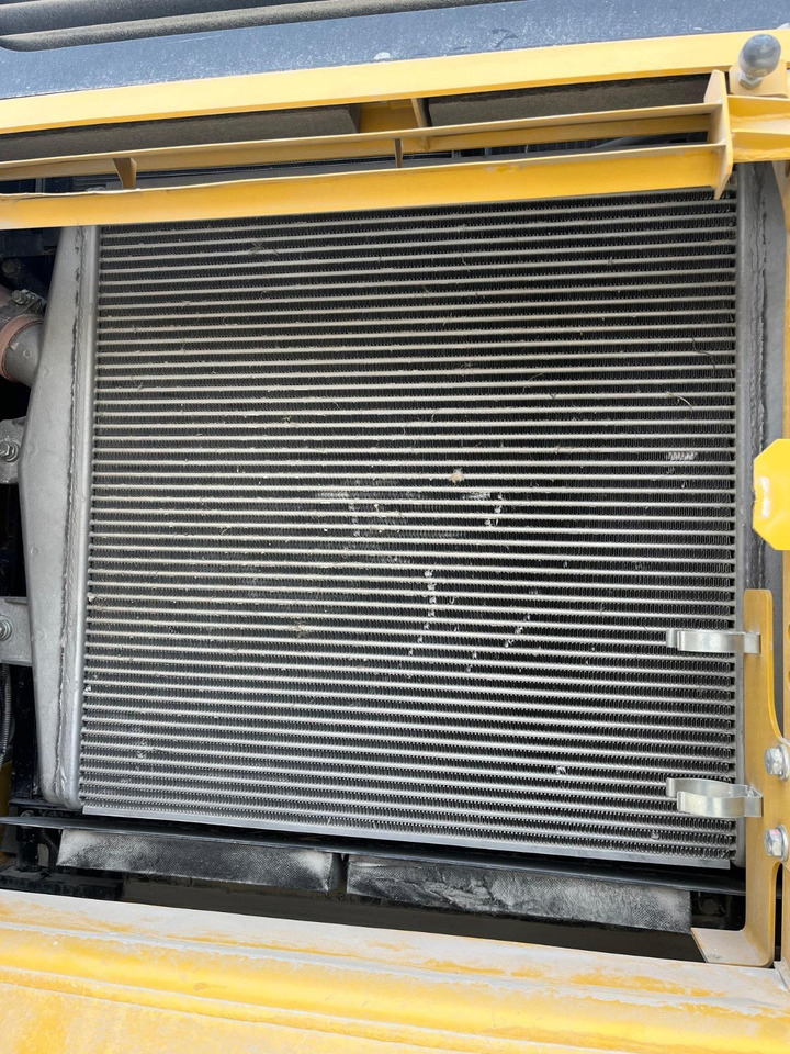 KOMATSU PC450 - Kāpurķēžu ekskavators: foto 4 KOMATSU PC450 - Kāpurķēžu ekskavators: foto 4