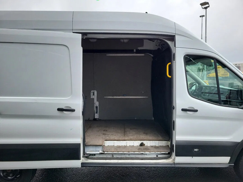 Kravas mikroautobuss, Kravas-pasažieru furgons Ford Transit Transit: foto 6