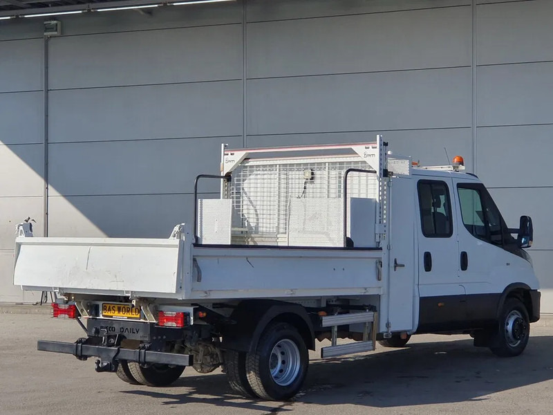 Iveco Daily 70 C18 - Komercauto pašizgāzējs: foto 4 Iveco Daily 70 C18 - Komercauto pašizgāzējs: foto 4