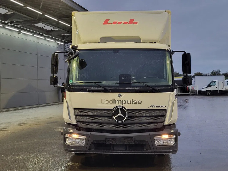 Mercedes-Benz Atego 818 Atego - Kravas automašīna ar slēgto virsbūvi: foto 5 Mercedes-Benz Atego 818 Atego - Kravas automašīna ar slēgto virsbūvi: foto 5