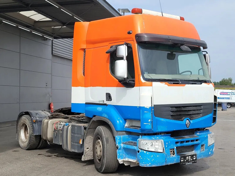 Renault Premium 450 !! WATER LEAK FROM RESERVOIR TANK!! - Vilcējs: foto 4 Renault Premium 450 !! WATER LEAK FROM RESERVOIR TANK!! - Vilcējs: foto 4