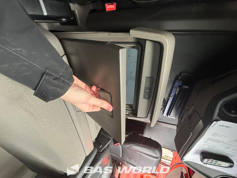 Vilcējs Scania R R450: foto 18