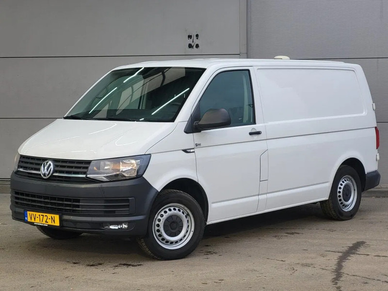 Volkswagen Transporter - Mazs furgons: foto 1 Volkswagen Transporter - Mazs furgons: foto 1