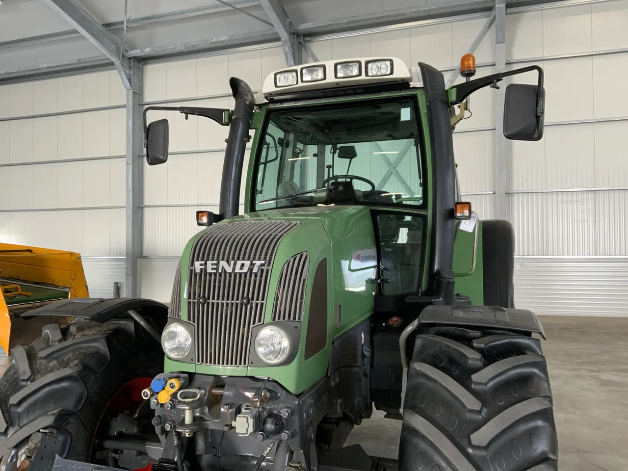 Fendt 411 Vario - Traktors: foto 4 Fendt 411 Vario - Traktors: foto 4