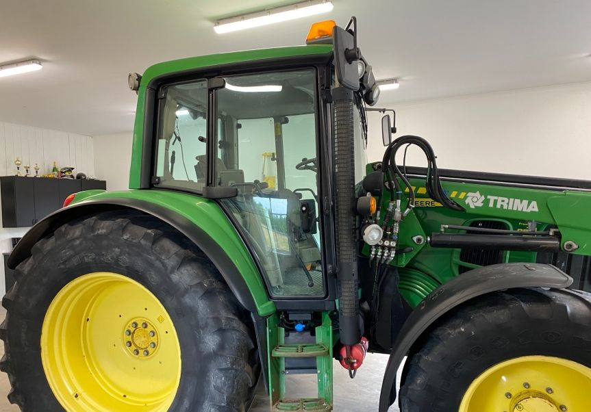 John Deere 6330 Premium - Traktors: foto 5 John Deere 6330 Premium - Traktors: foto 5