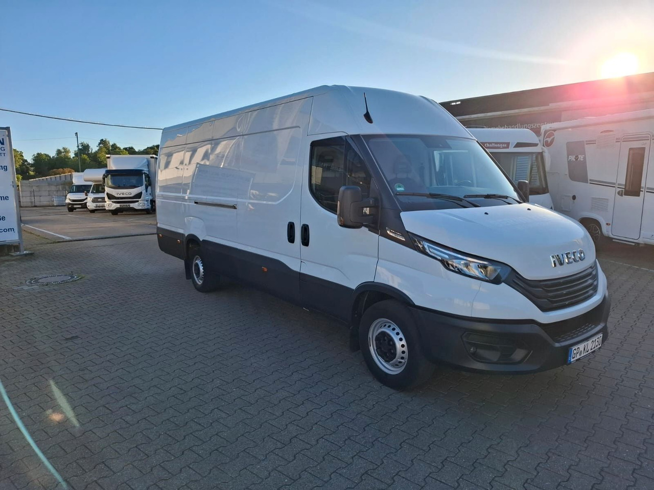 Iveco 35-160V/P, Luftfed., KLima, HiMatic, DAB,. - Kravas mikroautobuss: foto 3 Iveco 35-160V/P, Luftfed., KLima, HiMatic, DAB,. - Kravas mikroautobuss: foto 3