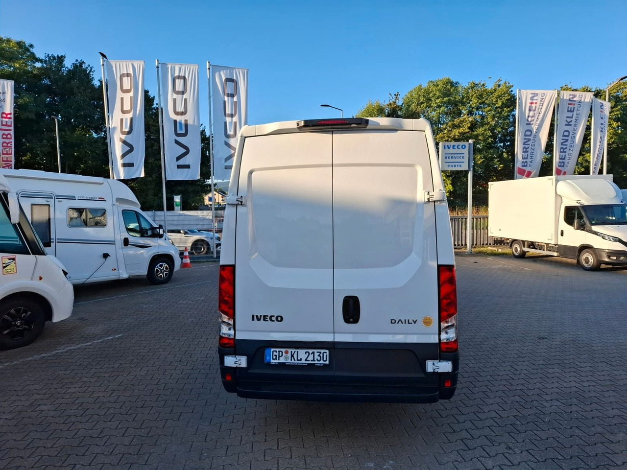 Iveco 35-160V/P, Luftfed., KLima, HiMatic, DAB,. - Kravas mikroautobuss: foto 5 Iveco 35-160V/P, Luftfed., KLima, HiMatic, DAB,. - Kravas mikroautobuss: foto 5