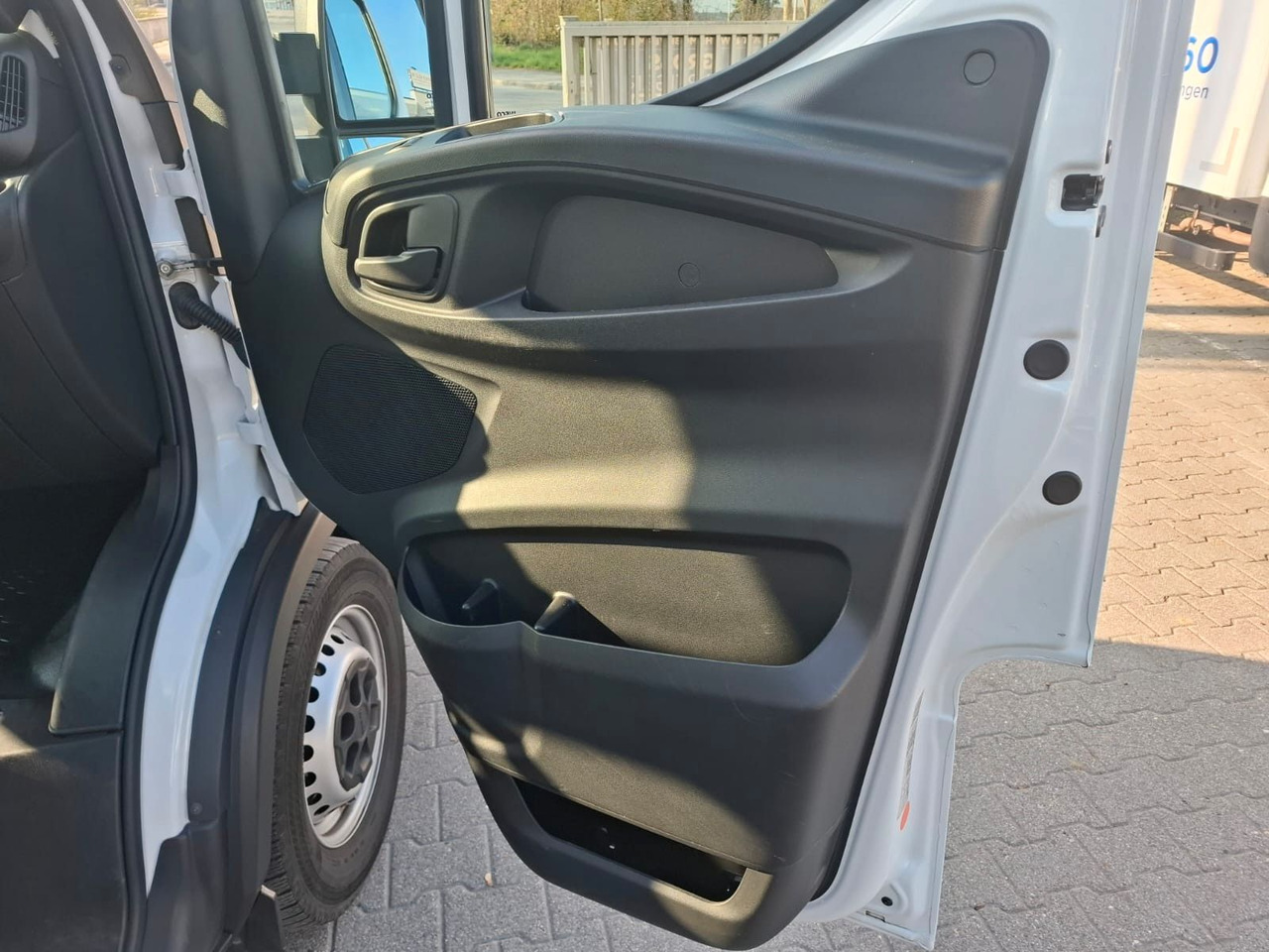 Iveco 35-160V/P, Luftfed., KLima, HiMatic, DAB,. līzingu Iveco 35-160V/P, Luftfed., KLima, HiMatic, DAB,.: foto 10