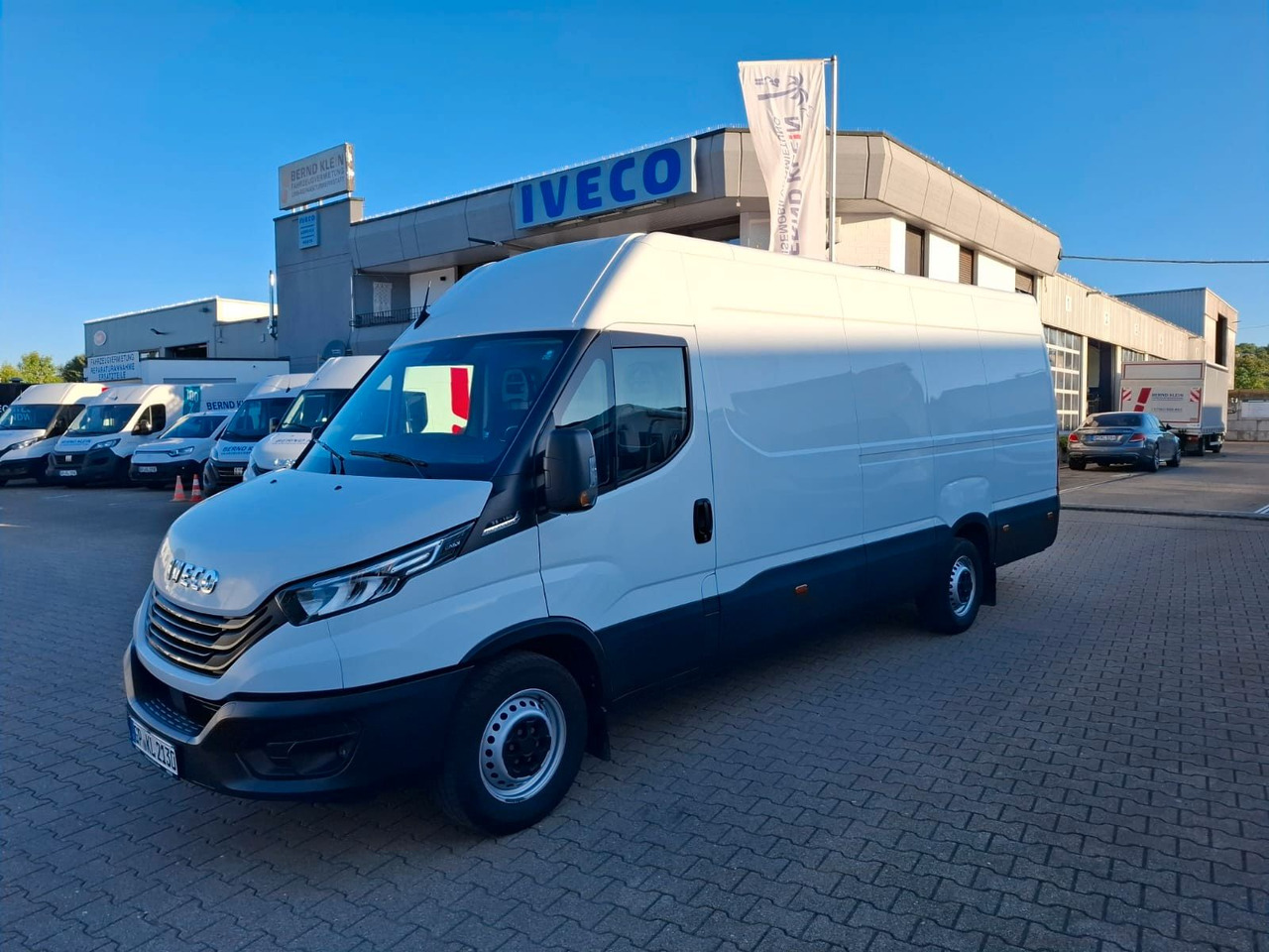 Iveco 35-160V/P, Luftfed., KLima, HiMatic, DAB,. - Kravas mikroautobuss: foto 1 Iveco 35-160V/P, Luftfed., KLima, HiMatic, DAB,. - Kravas mikroautobuss: foto 1