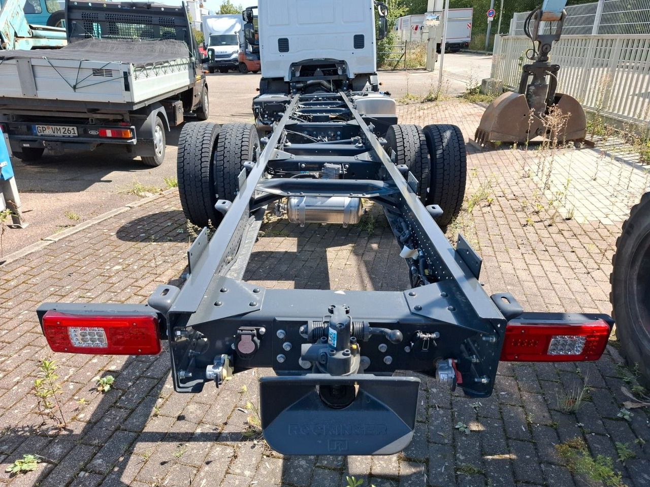 Iveco ML 140-280 FFH, Fahrgestell, Luft, Klima, ... - Šasija kravas automašīna: foto 2 Iveco ML 140-280 FFH, Fahrgestell, Luft, Klima, ... - Šasija kravas automašīna: foto 2