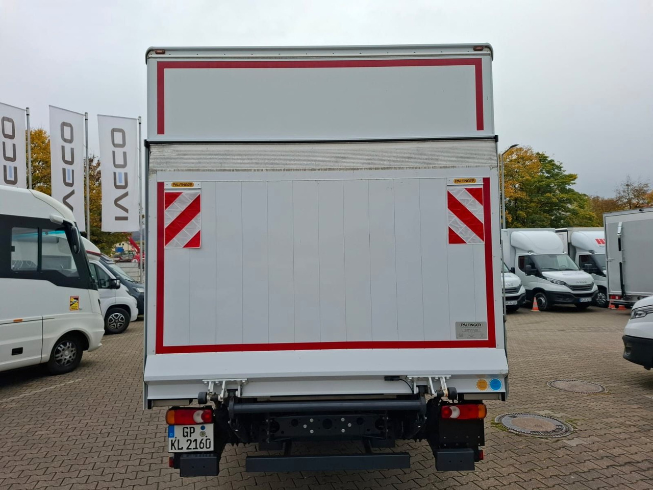 Iveco ML75-210P,LBW,Klima,Automatik,Spoiler, - Kravas automašīna ar slēgto virsbūvi: foto 4 Iveco ML75-210P,LBW,Klima,Automatik,Spoiler, - Kravas automašīna ar slēgto virsbūvi: foto 4