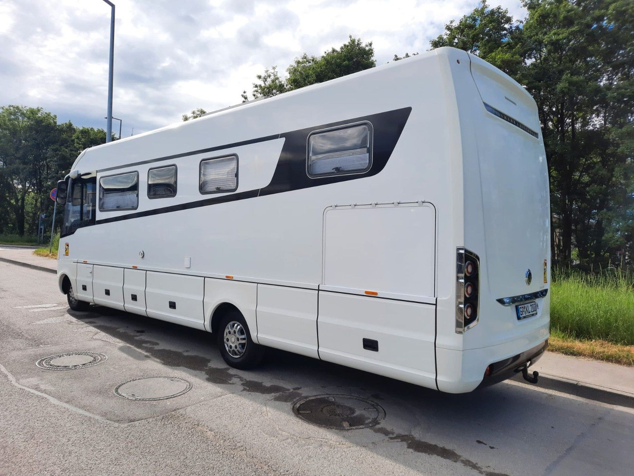 Niesmann + Bischoff Flair 920 LE, Goldschmitt, Mwst. ausweisbar,.. - Integrēts kemperis: foto 2 Niesmann + Bischoff Flair 920 LE, Goldschmitt, Mwst. ausweisbar,.. - Integrēts kemperis: foto 2