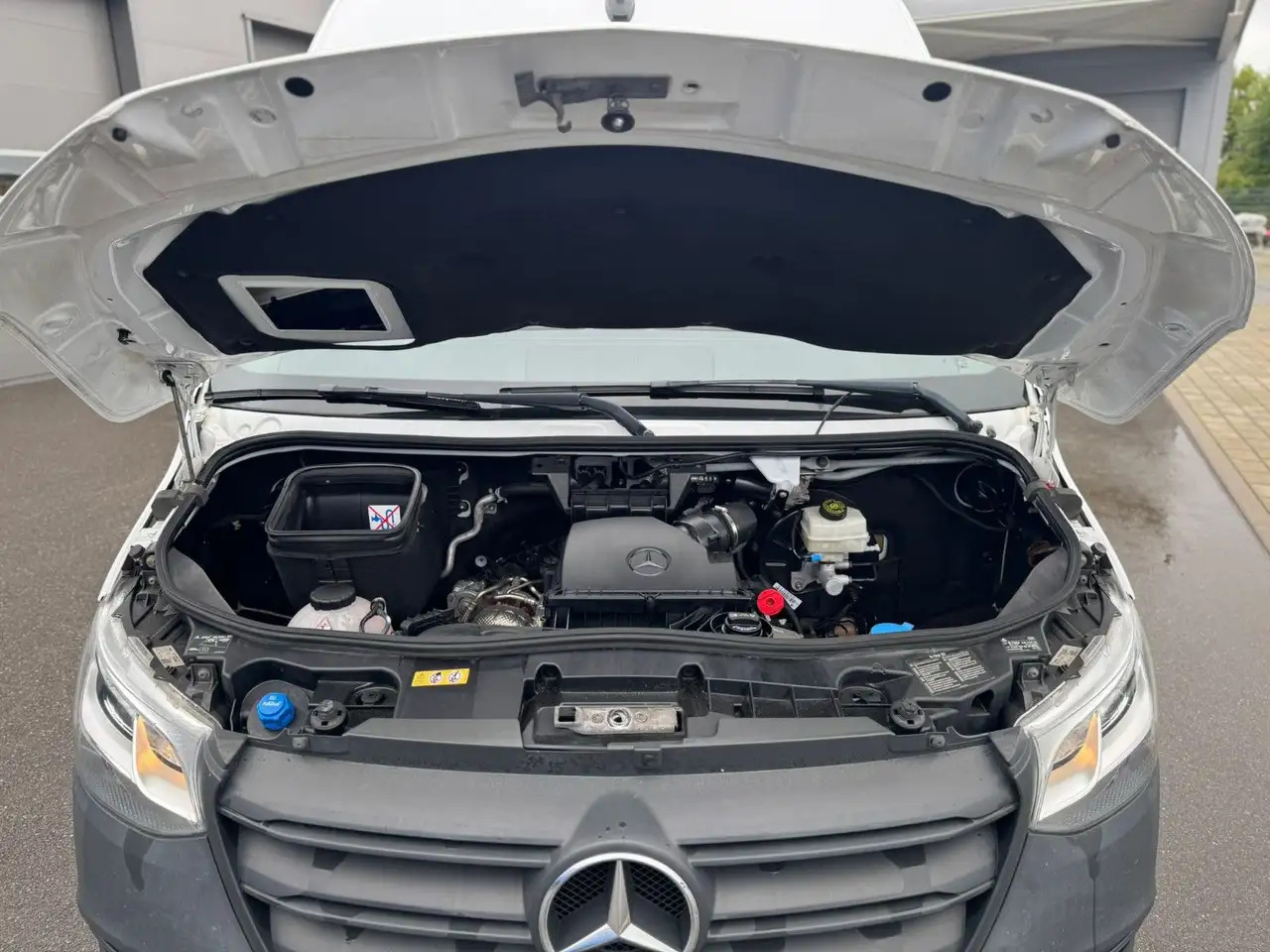 Mercedes-Benz Sprinter 317 CDI Lang Hoch Klima MBUX AHK 2,8t - Kravas mikroautobuss: foto 4 Mercedes-Benz Sprinter 317 CDI Lang Hoch Klima MBUX AHK 2,8t - Kravas mikroautobuss: foto 4