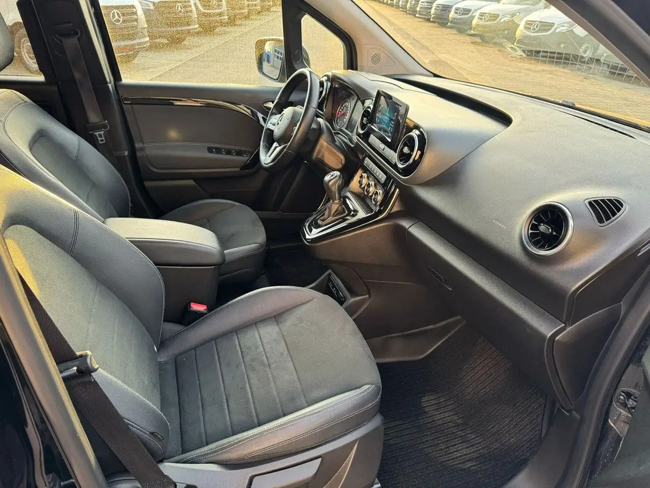 Mercedes-Benz T-Class T -Klasse 160 d standard - Vieglā automašīna: foto 2 Mercedes-Benz T-Class T -Klasse 160 d standard - Vieglā automašīna: foto 2