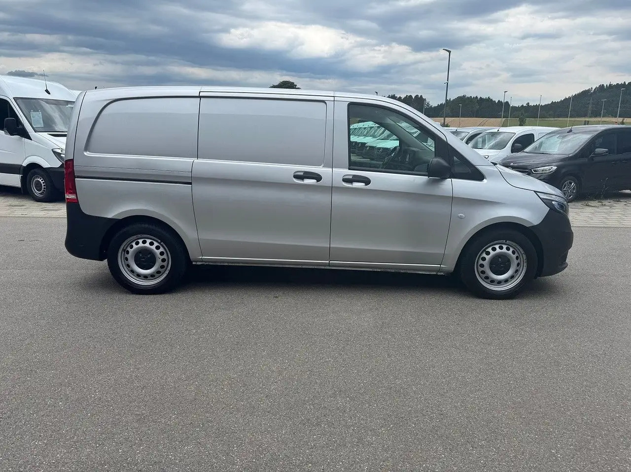 Mercedes-Benz Vito 114 CDI Kompakt Silber Klima Bott - Kravas mikroautobuss: foto 4 Mercedes-Benz Vito 114 CDI Kompakt Silber Klima Bott - Kravas mikroautobuss: foto 4