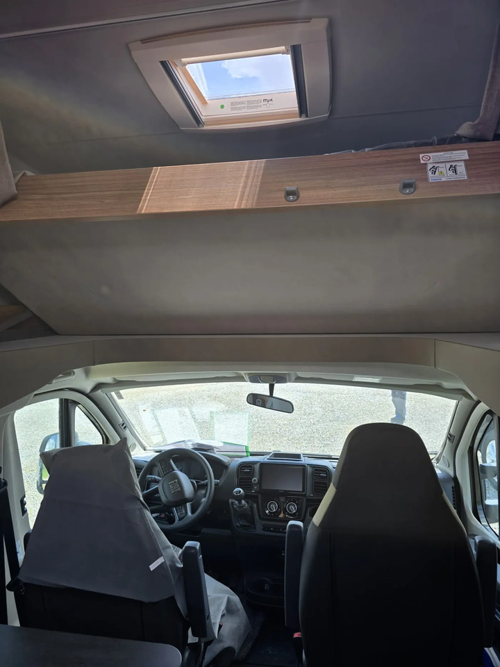 Weinsberg CaraHome 550 MG Markise, AHK, LED - Alkov kemperis: foto 5 Weinsberg CaraHome 550 MG Markise, AHK, LED - Alkov kemperis: foto 5