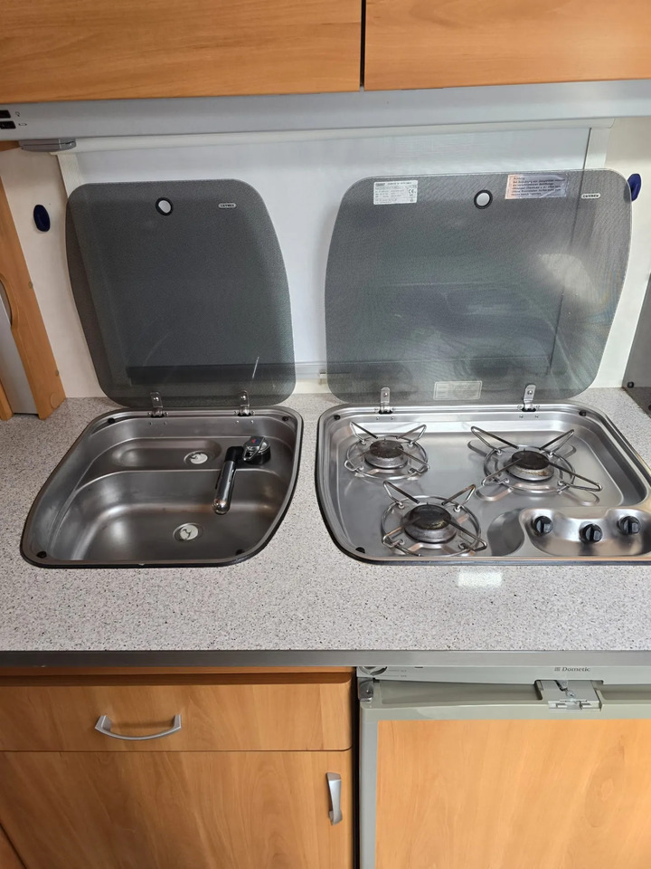 Wohnwagen Wilk S5 451 HTD - Dzīvojamais treileris: foto 5 Wohnwagen Wilk S5 451 HTD - Dzīvojamais treileris: foto 5