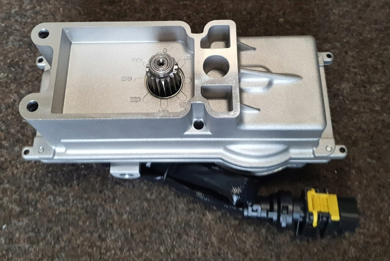 Nowy VTG DAF CF / XF106 EURO 6 Przed Lift - Turbīna - Kravas automašīna: foto 4 Nowy VTG DAF CF / XF106 EURO 6 Przed Lift - Turbīna - Kravas automašīna: foto 4