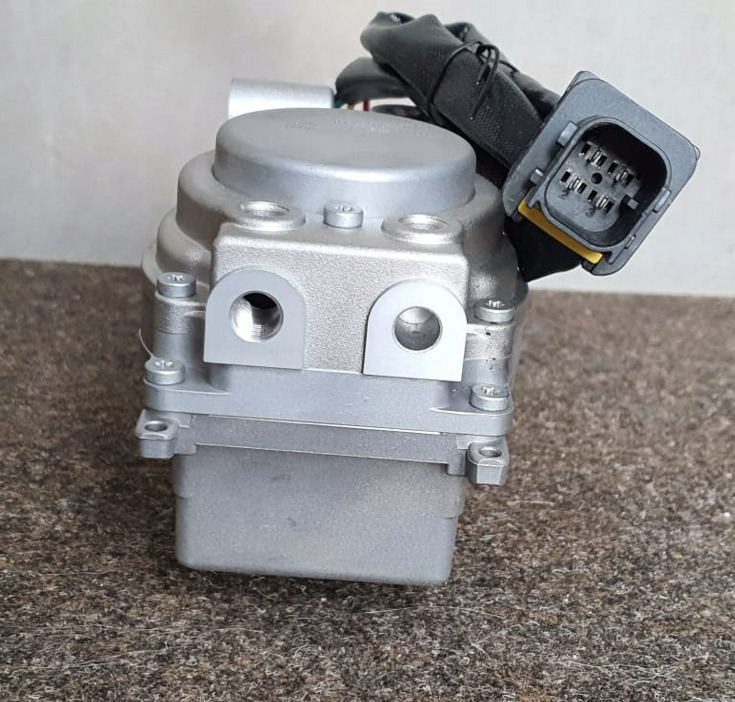 Nowy VTG DAF CF / XF106 EURO 6 Przed Lift - Turbīna - Kravas automašīna: foto 2 Nowy VTG DAF CF / XF106 EURO 6 Przed Lift - Turbīna - Kravas automašīna: foto 2