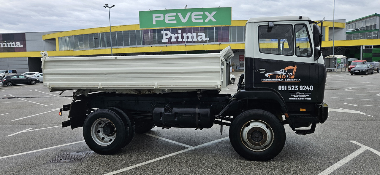 MERCEDES-BENZ 1314 4x4 - Kravas automašīna pašizgāzējs: foto 1 MERCEDES-BENZ 1314 4x4 - Kravas automašīna pašizgāzējs: foto 1