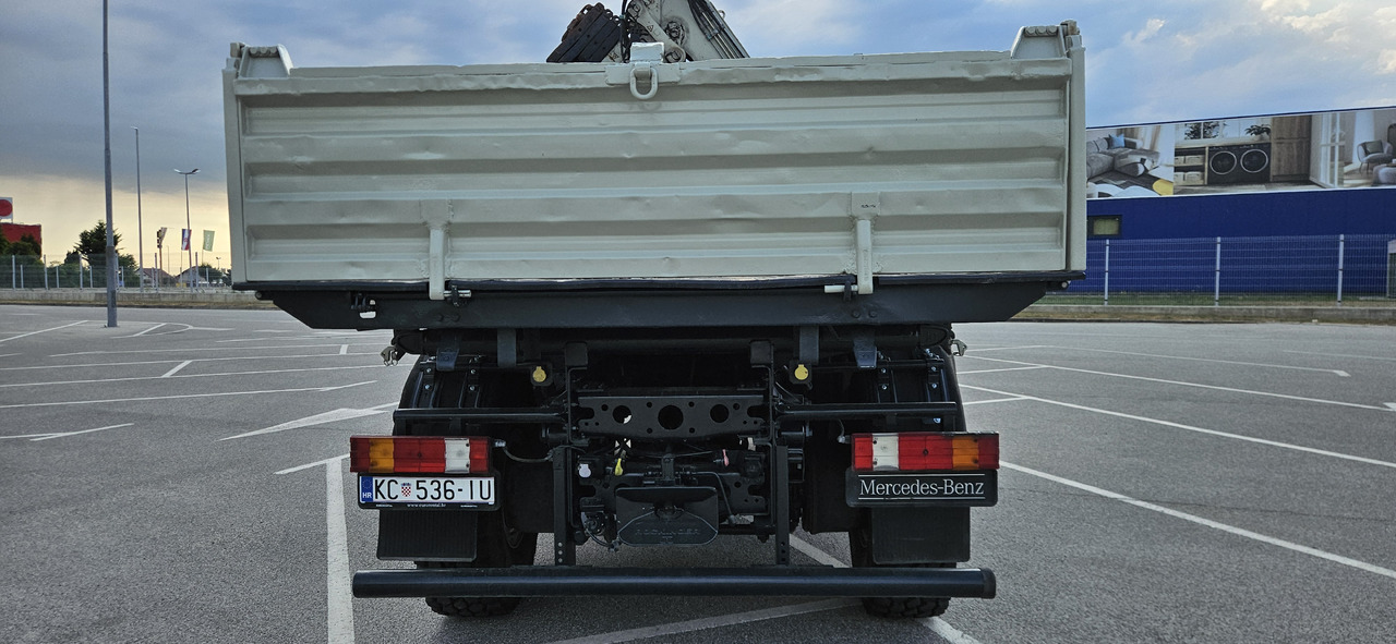 MERCEDES-BENZ Axor 1833 4x4 - Kravas auto ar manipulatoru: foto 5 MERCEDES-BENZ Axor 1833 4x4 - Kravas auto ar manipulatoru: foto 5