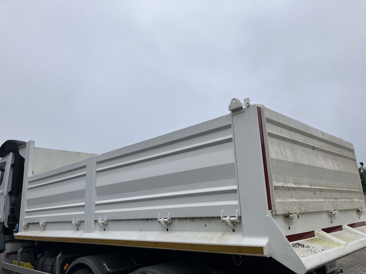 10m3 - Pašizgāzēju virsbūve: foto 1 10m3 - Pašizgāzēju virsbūve: foto 1