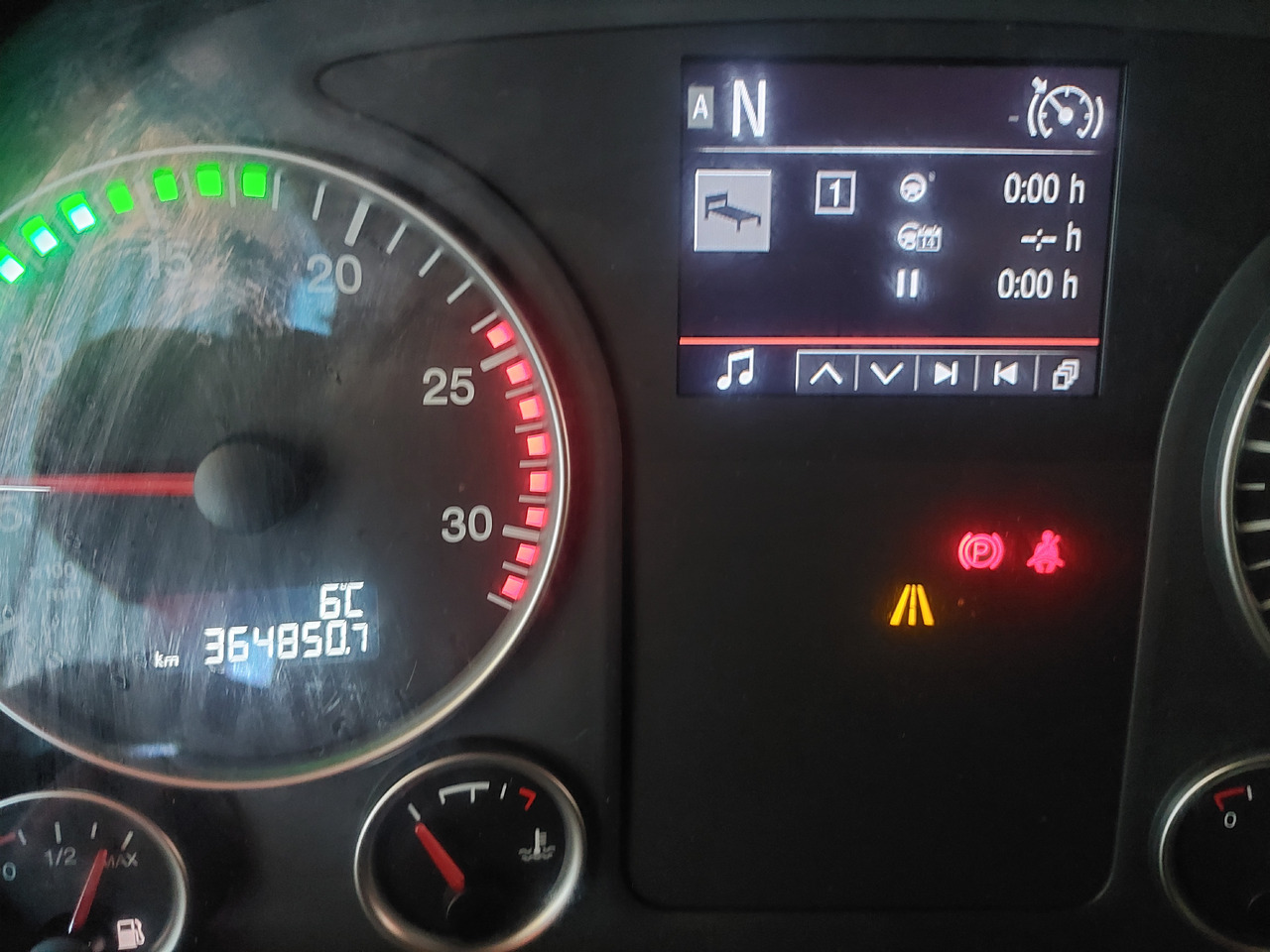 MAN TGX 18.500 - Vilcējs: foto 4 MAN TGX 18.500 - Vilcējs: foto 4