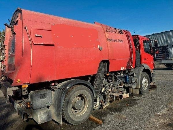 Mercedes-Benz 1829 L - Ielu tīrīšanas mašīna: foto 3 Mercedes-Benz 1829 L - Ielu tīrīšanas mašīna: foto 3