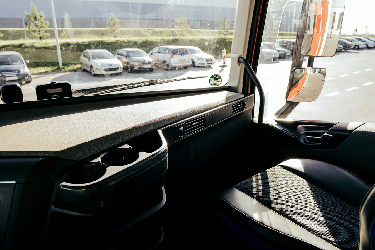 Volvo FH līzingu Volvo FH: foto 31