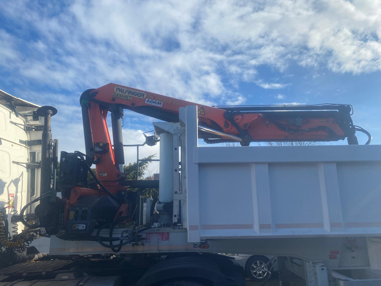 RENAULT T460 - Kravas automašīna pašizgāzējs: foto 5 RENAULT T460 - Kravas automašīna pašizgāzējs: foto 5