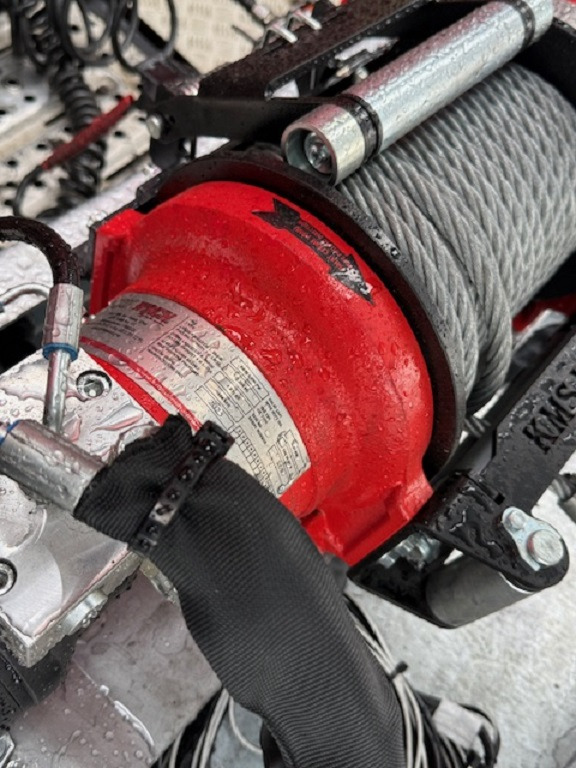 Jaunā Puspiekabe zema profila platforma KALEPAR KLP2Y: foto 5 Jaunā Puspiekabe zema profila platforma KALEPAR KLP2Y: foto 5