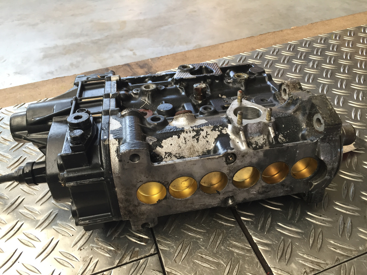 Degvielas sūknis - Kravas automašīna Gebrauchte Elektr. Einspritzpumpe MAN 19.403, F2000, Artikel - Nr. : 51.11103 - 7591: foto 12 Degvielas sūknis - Kravas automašīna Gebrauchte Elektr. Einspritzpumpe MAN 19.403, F2000, Artikel - Nr. : 51.11103 - 7591: foto 12