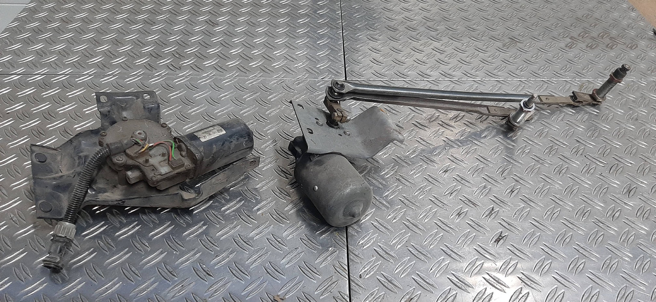 Gebrauchter DB 808 und MAN F 2000 Wischermotor mit Gestänge , Artikel - Nr. : 81.99999 - 9999 - Stikla tīrītājs - Kravas automašīna: foto 4 Gebrauchter DB 808 und MAN F 2000 Wischermotor mit Gestänge , Artikel - Nr. : 81.99999 - 9999 - Stikla tīrītājs - Kravas automašīna: foto 4