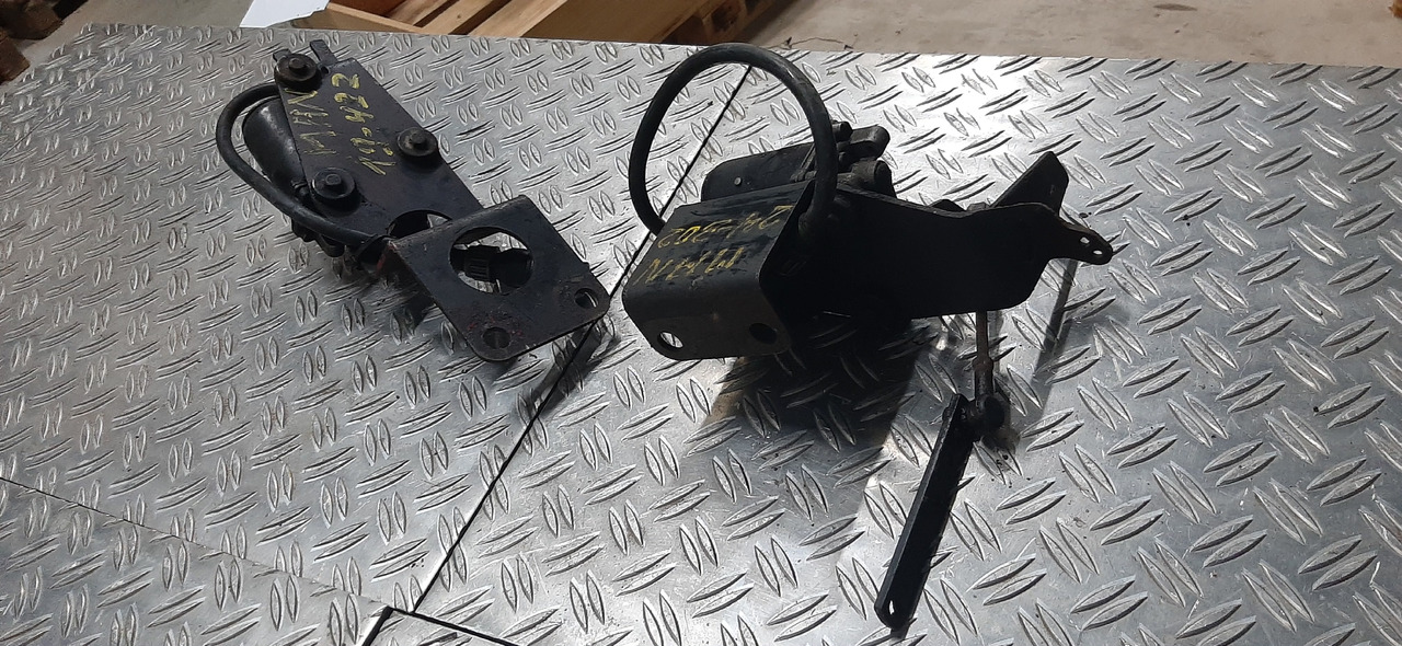 Gebrauchter MAN 19.422 und 24.302 Wischermotor, Artikel - Nr. : 81.99999 - 9999 - Stikla tīrītājs - Kravas automašīna: foto 3 Gebrauchter MAN 19.422 und 24.302 Wischermotor, Artikel - Nr. : 81.99999 - 9999 - Stikla tīrītājs - Kravas automašīna: foto 3