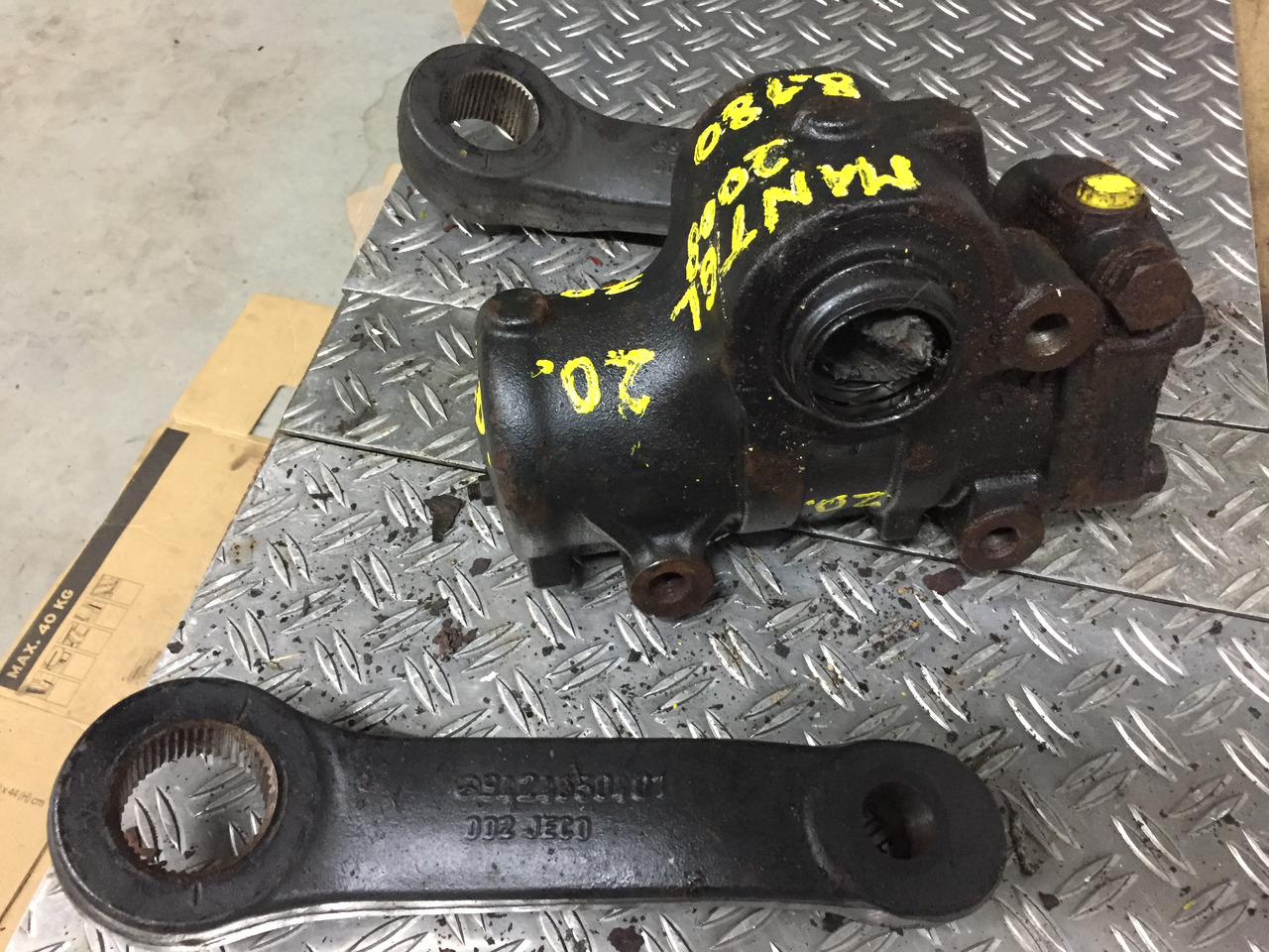 Gebrauchtes Lenkgetriebe MAN TGL, 8.180, Artikel - Nr.: 81.9999 - 9999 - Stūres mehānisms - Kravas automašīna: foto 5 Gebrauchtes Lenkgetriebe MAN TGL, 8.180, Artikel - Nr.: 81.9999 - 9999 - Stūres mehānisms - Kravas automašīna: foto 5