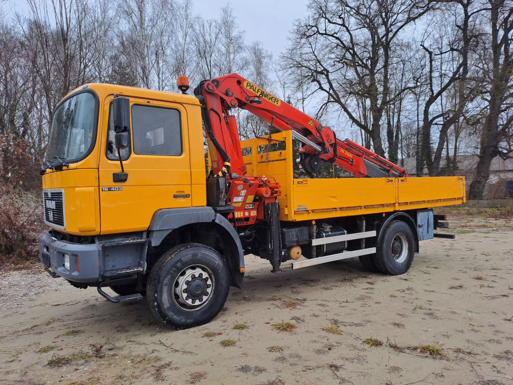 MAN 19.403 Pritsche 4x4 mit Palfingerkran PK 21000 mit Funk - Fernbedienung - Kravas auto ar manipulatoru: foto 1 MAN 19.403 Pritsche 4x4 mit Palfingerkran PK 21000 mit Funk - Fernbedienung - Kravas auto ar manipulatoru: foto 1
