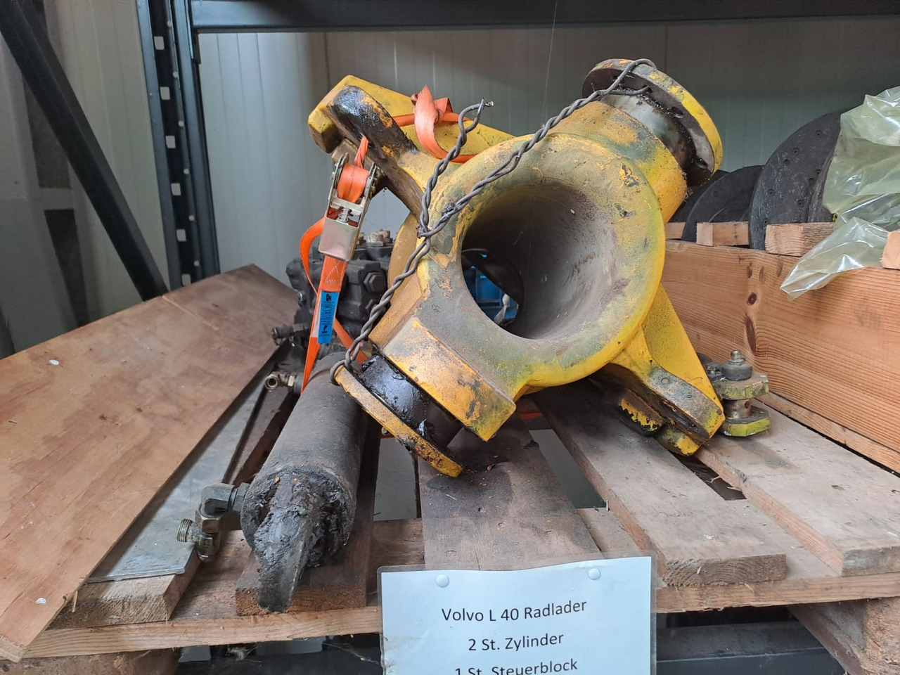 VOLVO L 40 B Drehbock / Drehdurchführung - Hidraulika - Celtniecības tehnika: foto 3 VOLVO L 40 B Drehbock / Drehdurchführung - Hidraulika - Celtniecības tehnika: foto 3