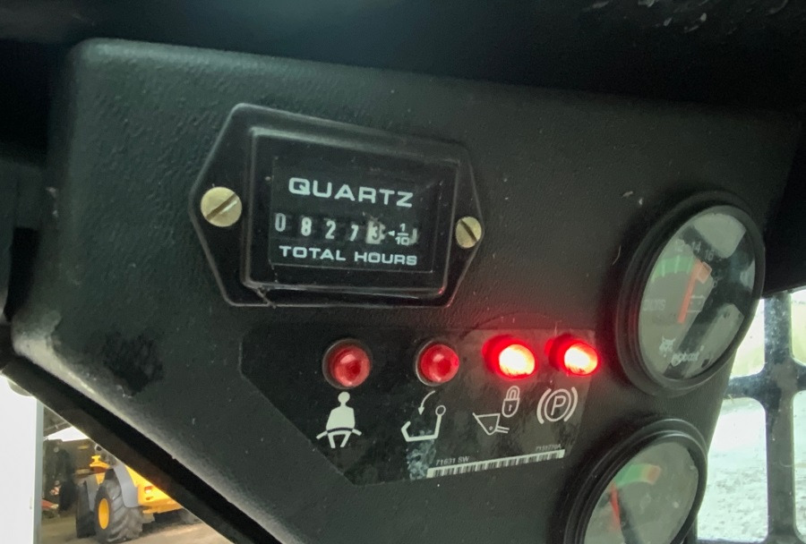 BOBCAT S70 - Kompaktiekrāvējs: foto 4 BOBCAT S70 - Kompaktiekrāvējs: foto 4