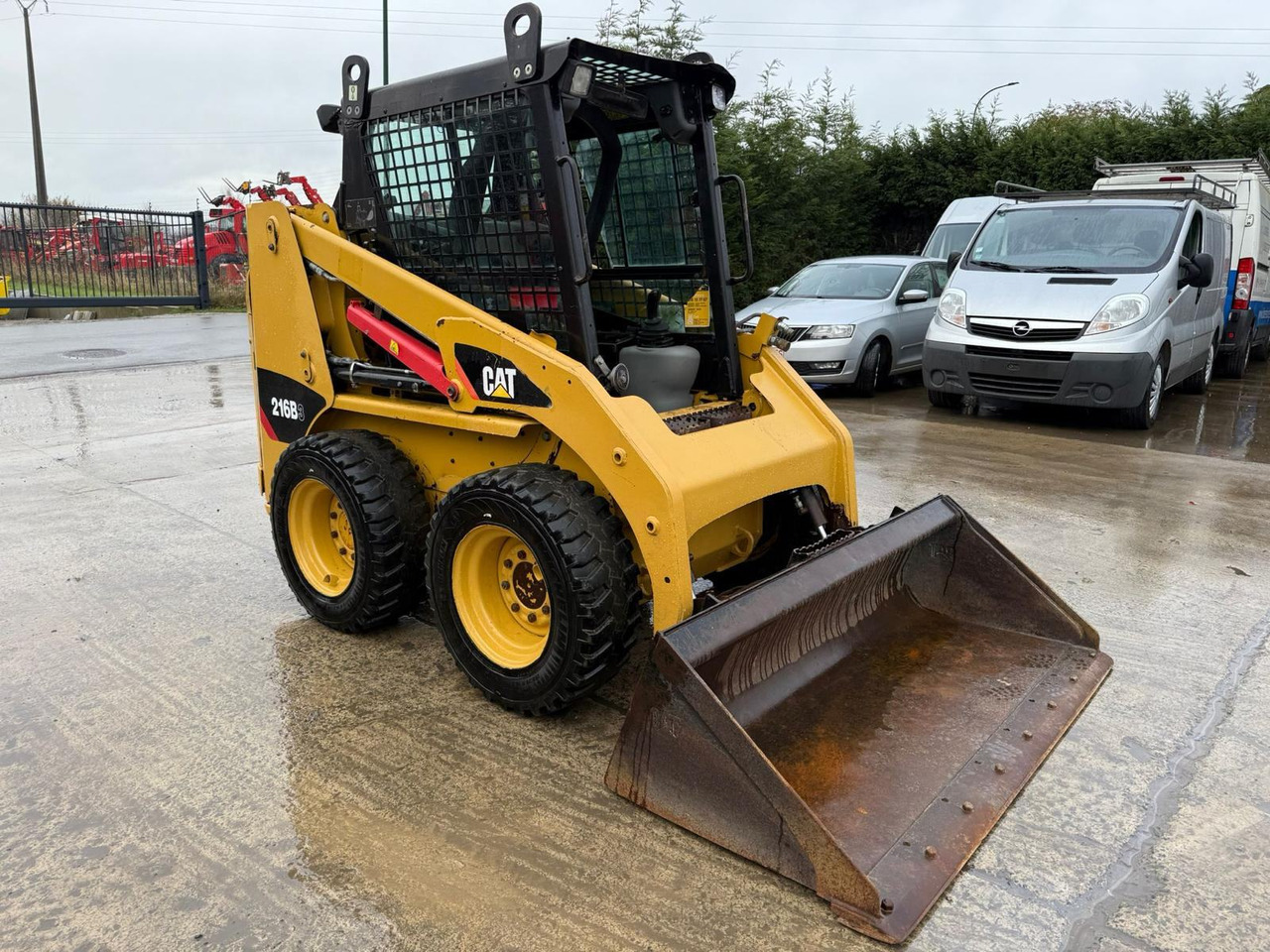 CAT 216 - Iekrāvējs: foto 1 CAT 216 - Iekrāvējs: foto 1