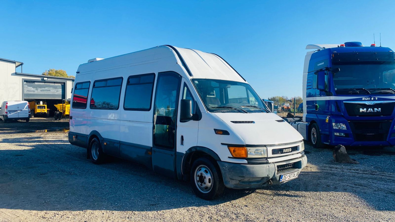 Iveco, 2004 god. - Mikroautobuss, Pasažieru furgons: foto 1 Iveco, 2004 god. - Mikroautobuss, Pasažieru furgons: foto 1