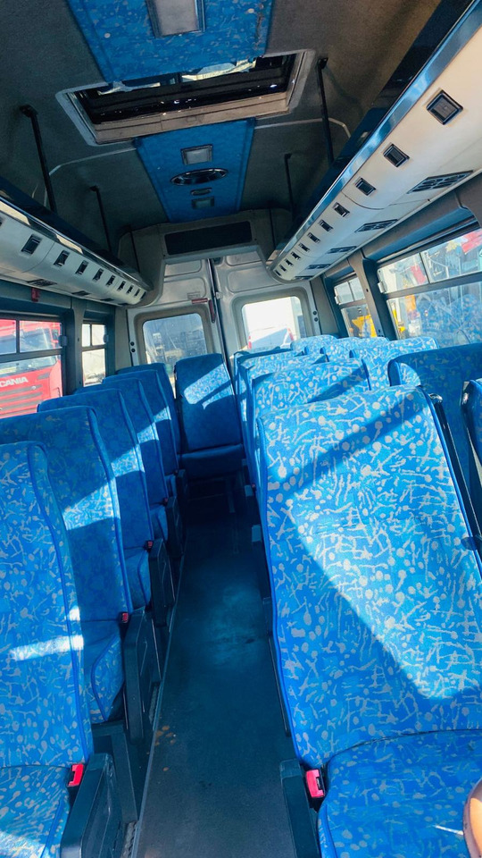 Iveco, 2004 god. - Mikroautobuss, Pasažieru furgons: foto 2 Iveco, 2004 god. - Mikroautobuss, Pasažieru furgons: foto 2