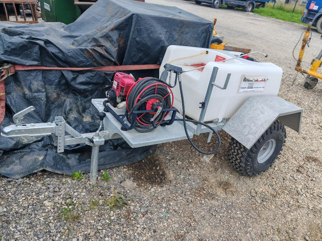 Tank na prikolici - Celtniecības maisītājs, Piekabe: foto 1 Tank na prikolici - Celtniecības maisītājs, Piekabe: foto 1