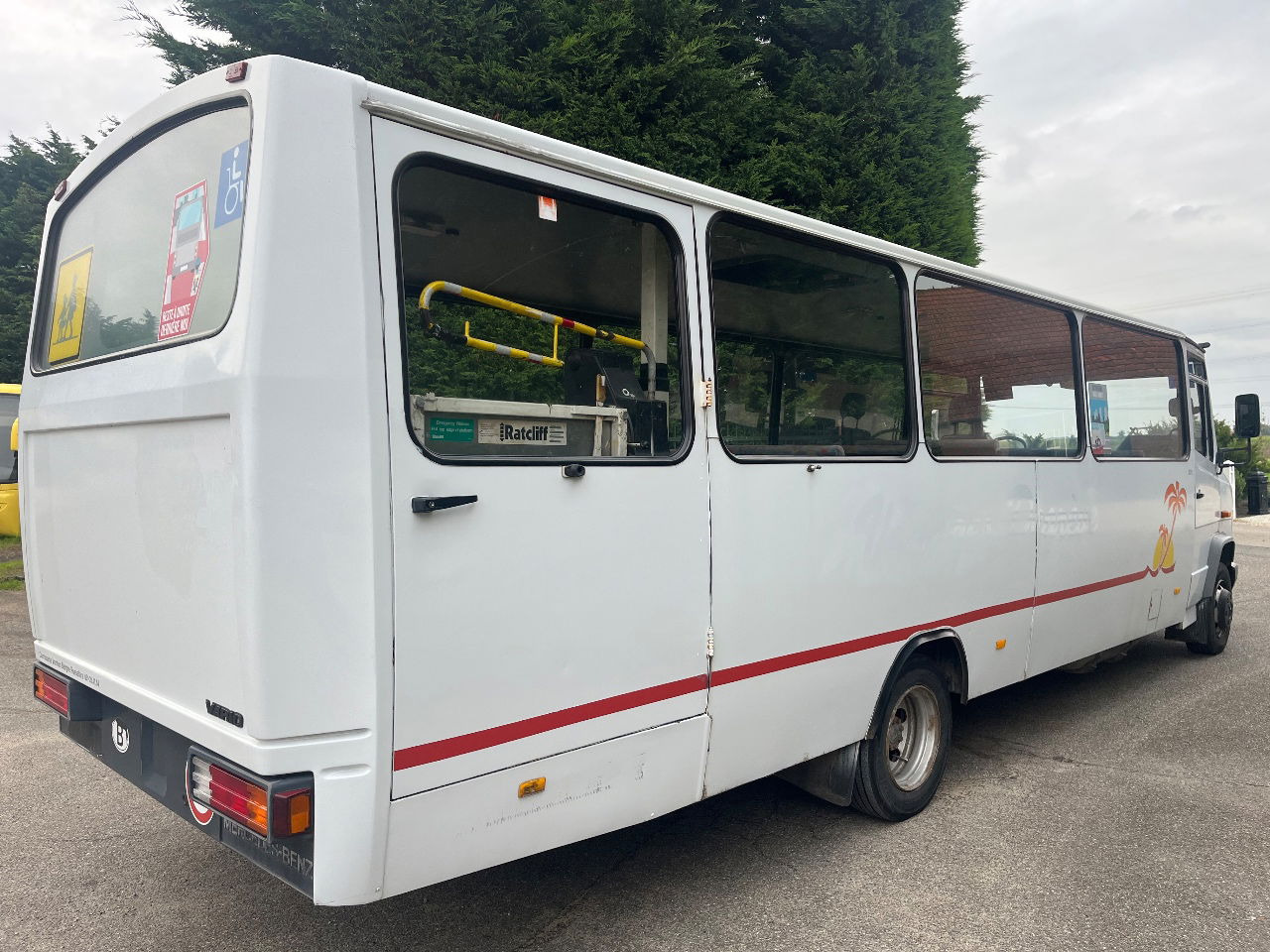 Mercedes-Benz Vario 814 Retarder - Piepilsētas autobuss: foto 2 Mercedes-Benz Vario 814 Retarder - Piepilsētas autobuss: foto 2