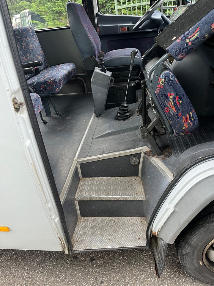 Mercedes-Benz Vario 814 Retarder - Piepilsētas autobuss: foto 5 Mercedes-Benz Vario 814 Retarder - Piepilsētas autobuss: foto 5
