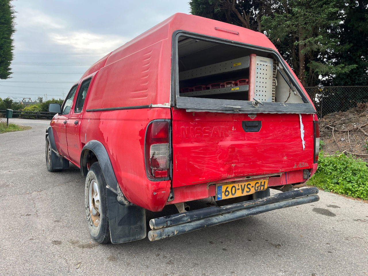 Nissan 4x4 - Pikaps: foto 2 Nissan 4x4 - Pikaps: foto 2