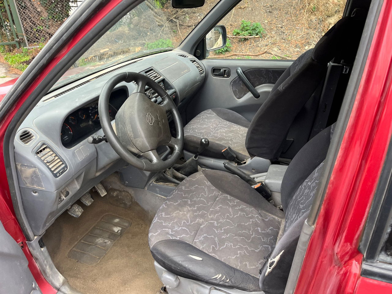 Nissan - Vieglā automašīna: foto 5 Nissan - Vieglā automašīna: foto 5