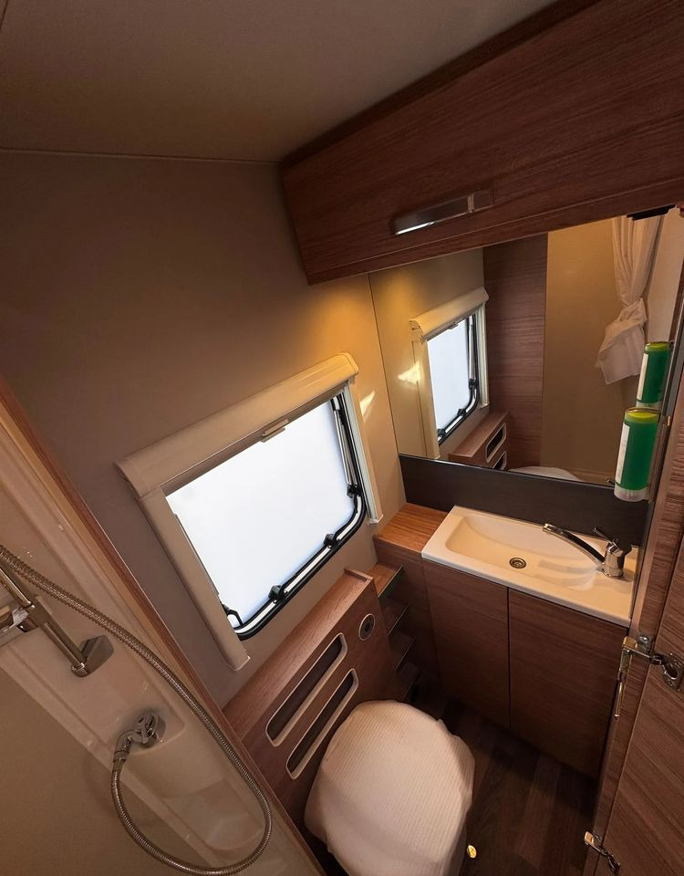 Jaunā Dzīvojamais treileris Weinsberg CaraOne 550 QDK: foto 23